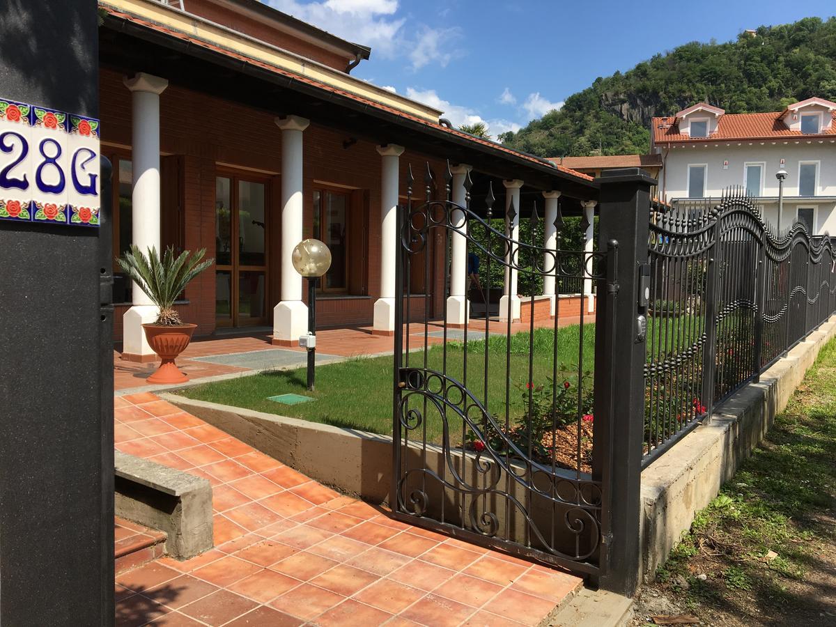 Ostello Casa Emmaus Maccagno Екстериор снимка